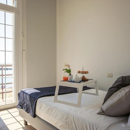 Casa F.A.C.I Hotel Marina di Massa Ngoại thất bức ảnh