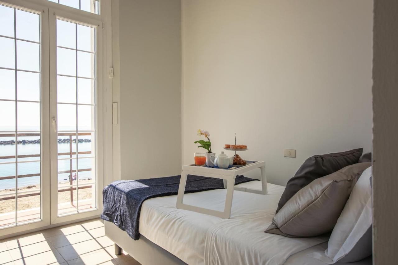 Casa F.A.C.I Hotel Marina di Massa Ngoại thất bức ảnh