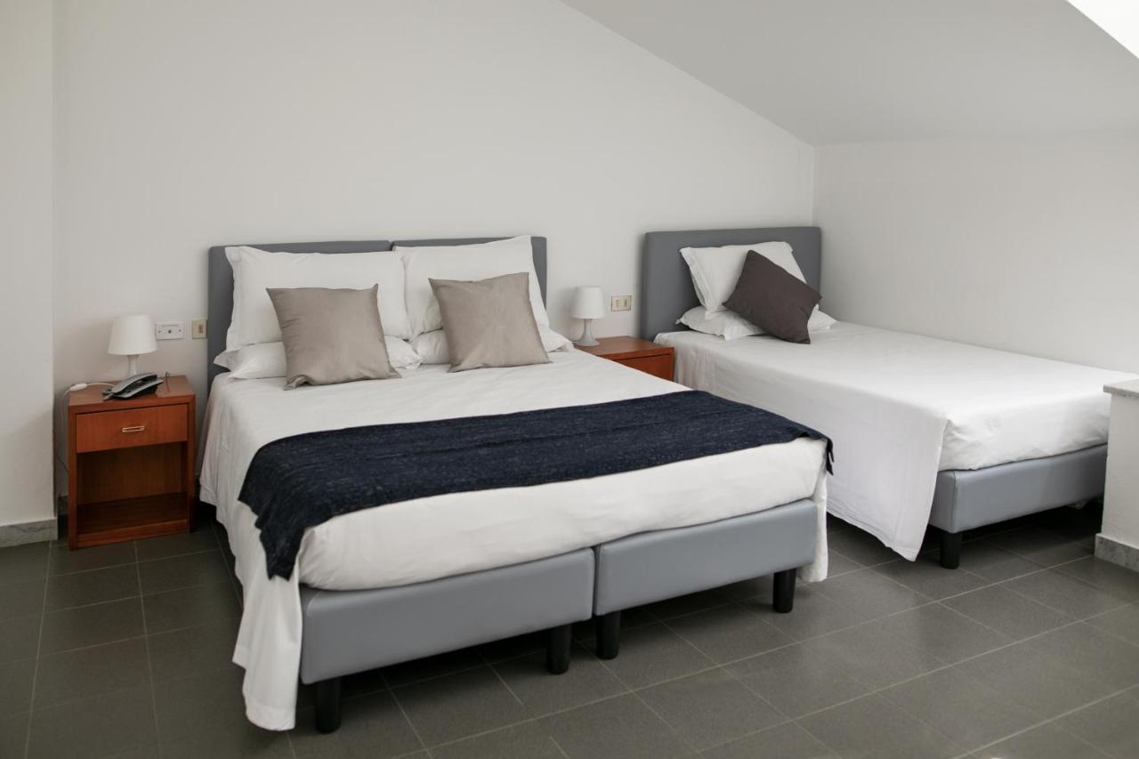 Casa F.A.C.I Hotel Marina di Massa Ngoại thất bức ảnh