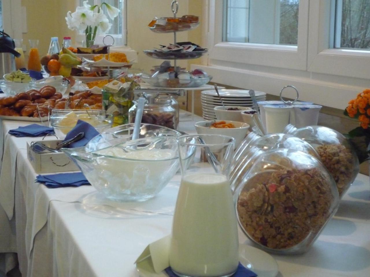 Casa F.A.C.I Hotel Marina di Massa Ngoại thất bức ảnh